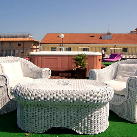 Residence Divina Rimini Dış mekan fotoğraf