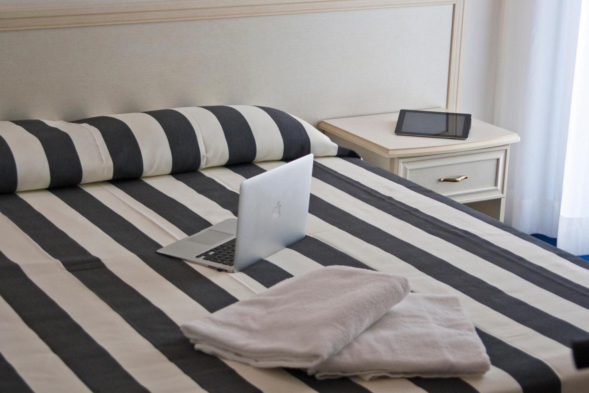 Residence Divina Rimini Dış mekan fotoğraf